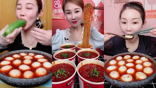 Eating Spicy Noodles and Eggs Mukbang Show 먹방 Chinese Foods 매운 국수와 계란을 먹고 吃辣面和鸡蛋 [upl. by Hemphill]