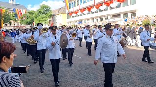 Die Stadtkapelle Köln auf dem Neusser Schützenfest 2024  Parade amp Konzert [upl. by Audrey797]