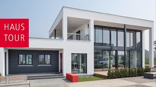 Haustour durch das moderne Haus mit Einliegerwohnung  LUXHAUS Musterhaus in KölnFrechen [upl. by Wellesley]