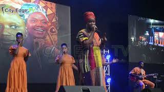 SHOLA ALLYSON PERFORMS EVERGREEN SONGS AT 20 YEARS AFTER EJI OWURO CONCERT [upl. by Annaeel]