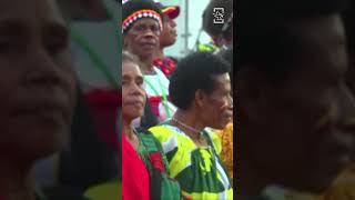 Papua New Guineans Welcome Pope with music dance and lights [upl. by Annaohj]