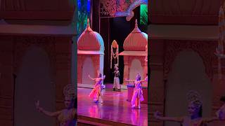 Thai ladies dancing for Indian song Laila main Laila Pattaya show [upl. by Heber]