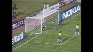 Brasil 3 x 3 Uruguai  Eliminatórias da Copa 2006 [upl. by Bello]