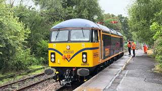 69010 stopping at Marchwood to load up with cables and leads to drag an SWR 701 [upl. by Anitsirk486]