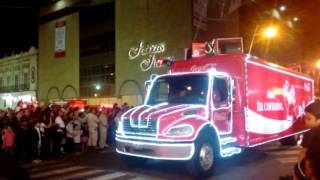 Camiones Coca Cola Desfile Navideño [upl. by Poppy]