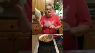 Worlds easiest way to drain grease from meat kitchenhacks [upl. by Macey]