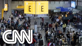 Quadrilha usa crianças e mulheres para pedir esmolas no Aeroporto de Guarulhos  LIVE CNN [upl. by Naples]