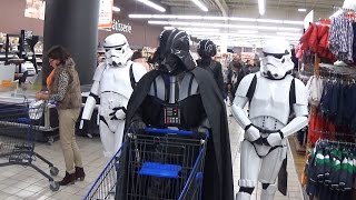 🎅 Darth Vaders Christmas shopping 🎄 A Star Wars Holiday Special video [upl. by Decima]