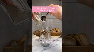 Sauerteig ansetzen  einfaches Rezept  backen mit Sauerteig  Sauerteiganstellgut [upl. by Heddie]