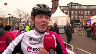 Veldrijdster Manon Bakker prolongeert titel niet 4e [upl. by Niwroc]