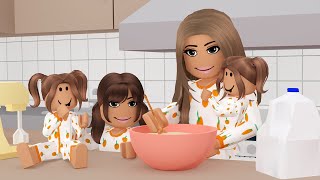 BAKING HALLOWEEN TREATS WITH THE FAMILY  Bloxburg Family Roleplay [upl. by Legnalos476]