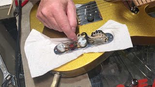 How much does changing to 500k pots affect Tele pickup output [upl. by Duthie]