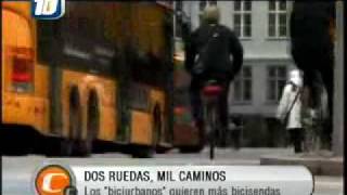 BICIURBANOS EN CORDOBA PIDEN BICISENDAS PARA MEJORAR EL TRAFICO CRONICA CORDOBA [upl. by Yentroc]