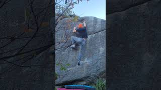 Prelude to Foundation v7 Foundation Outcrop Pollys Cove bouldering climbing [upl. by Eirrem295]