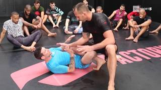 COURS DE JIUJITSU BRESILIEN AU MMA FACTORY [upl. by Anavahs]