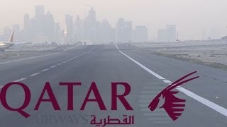 Qatar Airways A320 evening Takeoff from Doha Intl  View of B777 landing and others [upl. by Grindlay]