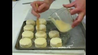 HOW TO MAKE SCONES [upl. by Oirevas]