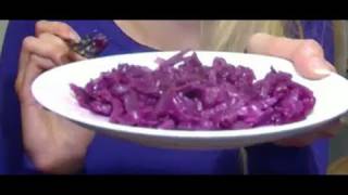 Rotkohl Blaukraut Zubereitung Rezept 22  frischen Rotkohl einfach kochen [upl. by Dulcine]