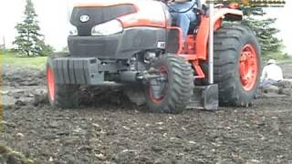 Laser Leveling a Golf Course Tee Box with a Belly Blade from Grouser Products [upl. by Aztirak]