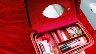 whats in my vanity box aaj main aap sabko chota sa vanity box ka your karungi 😊👠💄🥿👛🧳 [upl. by Llohcin]