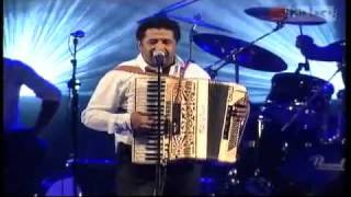 Cheb Khaled  Yamina Festival Toulouse 2009flv [upl. by Enneyehs46]