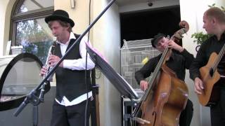 Papirosn  yiddish song  klezmer band quotInejnemquot [upl. by Osner792]