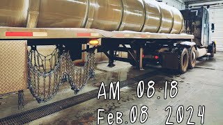 Chains Ice And Snow  North Dakota Oilfield  18 Speed  379 Peterbilt [upl. by Valentina]