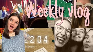 Weekly vlog 3 JE TESTE LA POUTINE POUR LA PREMIÈRE FOIS [upl. by Christa]