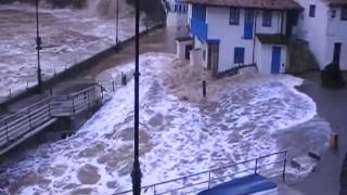 ESPECTACULARES OLAS EN EL TEMPORAL DE TAZONES VILLAVICIOSA MARZO 2014 [upl. by Airdnaid413]