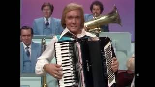 BEER BARREL POLKA  LAWRENCE WELK TV SHOW 1981 [upl. by Attehcnoc]