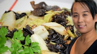 Stir Fry Cabbage amp Tree Fungus Chinese Vegetarian Recipe [upl. by Limann898]