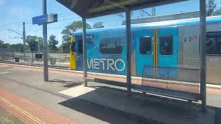 Frankston station train ride to Bonbeach towards Flinders street and Laverton Melbourne [upl. by Divan]