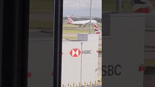 Heathrow Airport sweet landings 🛫🛫 [upl. by Breena]