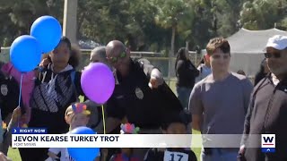 Fort Myers community comes together for Thanksgiving turkey giveaway [upl. by Bergwall435]