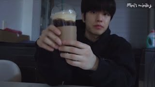 Seungmin Professional coffee maker straykids 스트레이키즈 [upl. by Ennove]