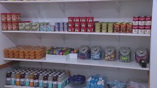 Chicago hospital food pantry addresses local food insecurity [upl. by Bellina312]