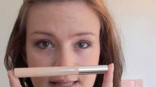 Clinique Airbrush Concealer  Resultatvideo [upl. by Hanae179]