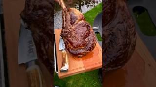 Perfectly Cooked Juicy and Tender Tomahawk Steak shorts steak [upl. by Geneva376]