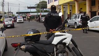 Listas de muertes aumenta en Guayaquil [upl. by Aitat531]