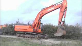 DOOSAN DX420LC [upl. by Anehc73]