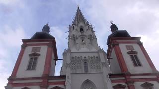 Mariazell Basilika Sonntagsangelus mit der großen Glocke [upl. by Blinnie894]