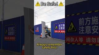 Accident at a workplace safetyanimation animationvideo staysafe safetyfirst [upl. by Alano]