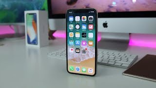 Este é o Apple iPhone X  Unboxing e primeiras impressões [upl. by Ocimad743]