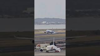 Cathay Pacific A350900 Landing at Sydney Airport [upl. by Noxin]