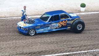 Tractor Pulling Ahoy Rotterdam 2011 Dr Power Stage V BMW full pull Two Wheel Drive klasse [upl. by Surad]