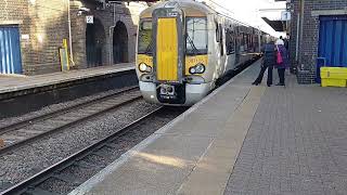 UK Letchworth Garden City Railway Station Train 4 [upl. by Hillyer]