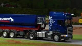 SIKU CONTROL32  Scania mit Kippsattelauflieger [upl. by Schwitzer]