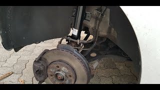 Stoßdämpfer wechseln bei einem VW UP Skoda Citigo Seat Mii Change shock Absorber [upl. by Adnir]