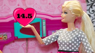 Life with Barbie Episode 145  quotAmazebeans Thanksgivingquot [upl. by Schurman]