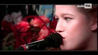 Selah Sue  Raggamuffin live and acoustic [upl. by Argyres335]